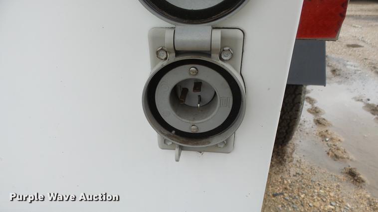 image for item FE9189 2011 Progress Solar SLT800 light plant