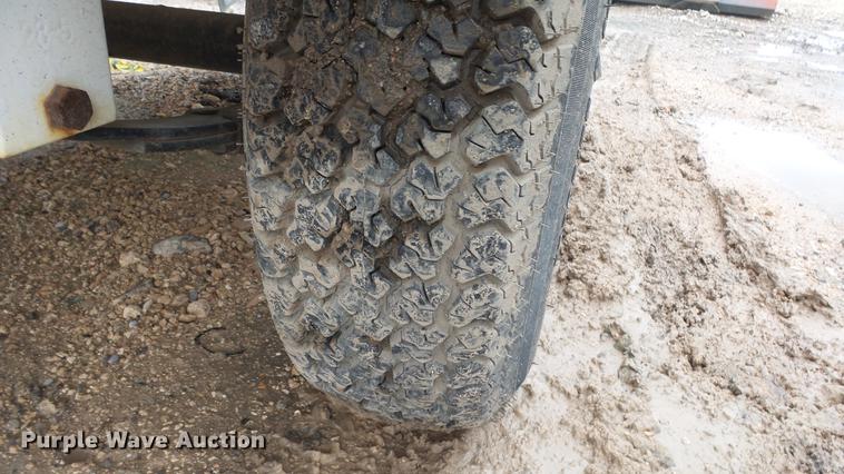 image for item FE9189 2011 Progress Solar SLT800 light plant