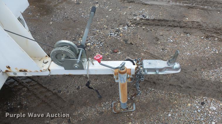 image for item FE9190 2010 Progress SLT800 light plant