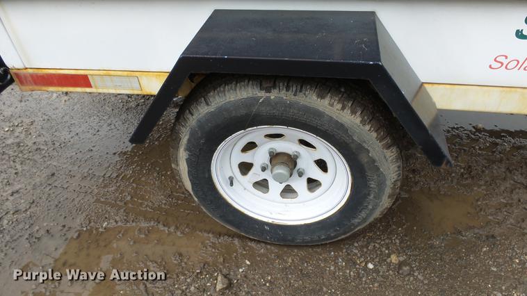 image for item FE9190 2010 Progress SLT800 light plant