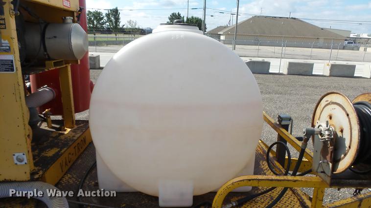 image for item FE9211 Vactron PMD-800GT vacuum excavator