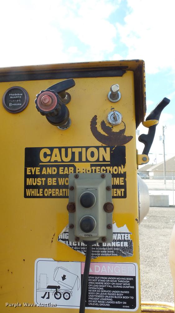 image for item FE9211 Vactron PMD-800GT vacuum excavator