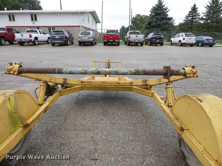 image for item FT9827 Reel trailer