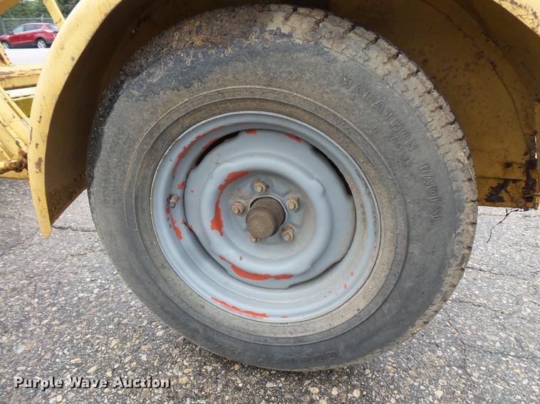 image for item FT9827 Reel trailer