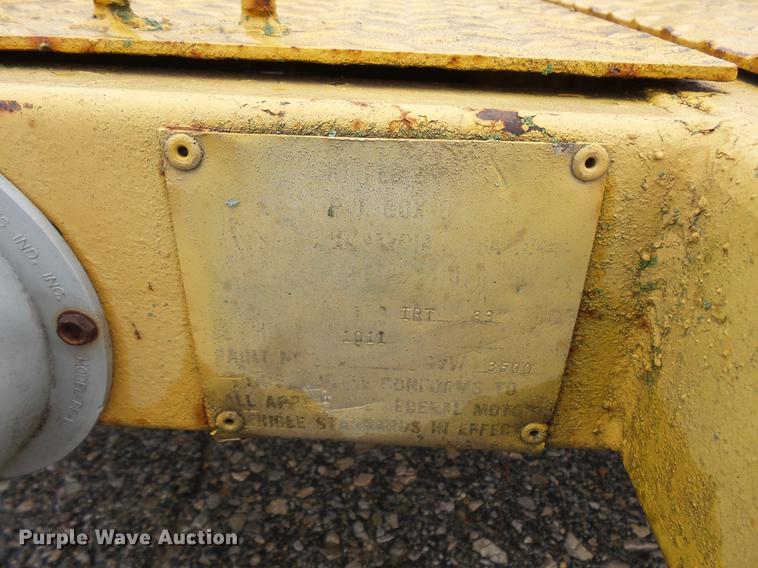 image for item FT9827 Reel trailer