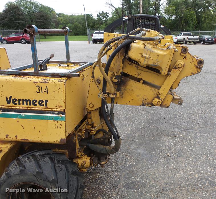 image for item FT9830 1993 Vermeer LM40 trencher