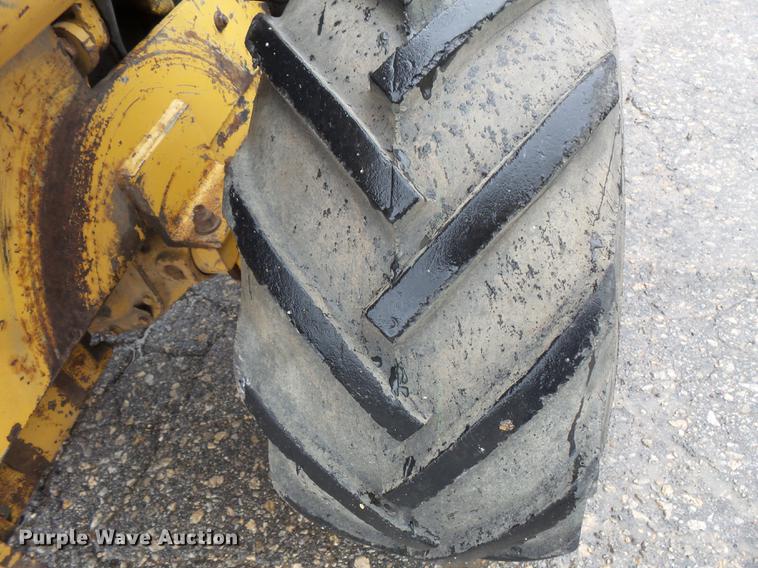 image for item FT9830 1993 Vermeer LM40 trencher