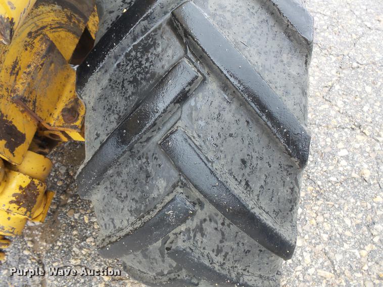 image for item FT9830 1993 Vermeer LM40 trencher