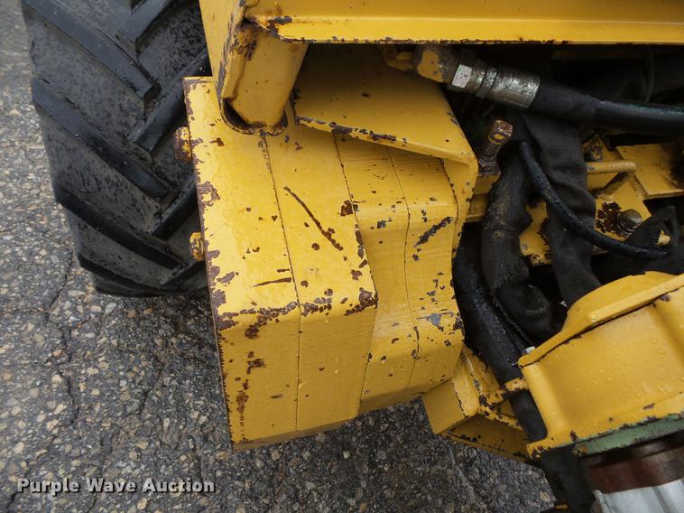 image for item FT9830 1993 Vermeer LM40 trencher