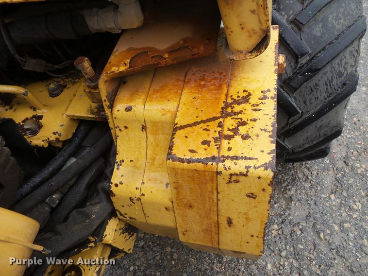 image for item FT9830 1993 Vermeer LM40 trencher