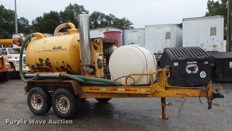 image for item FT9833 2000 U-Dump 512F vacuum trailer