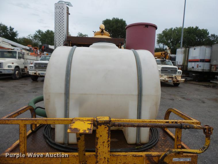 image for item FT9833 2000 U-Dump 512F vacuum trailer