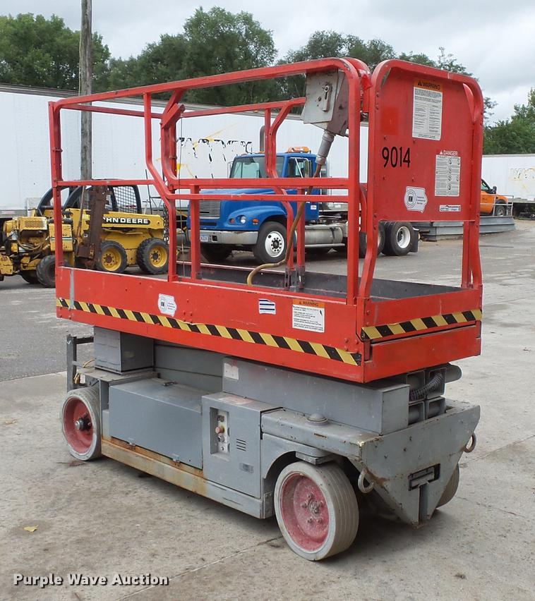image for item FT9837 Mec 2033ES scissor lift