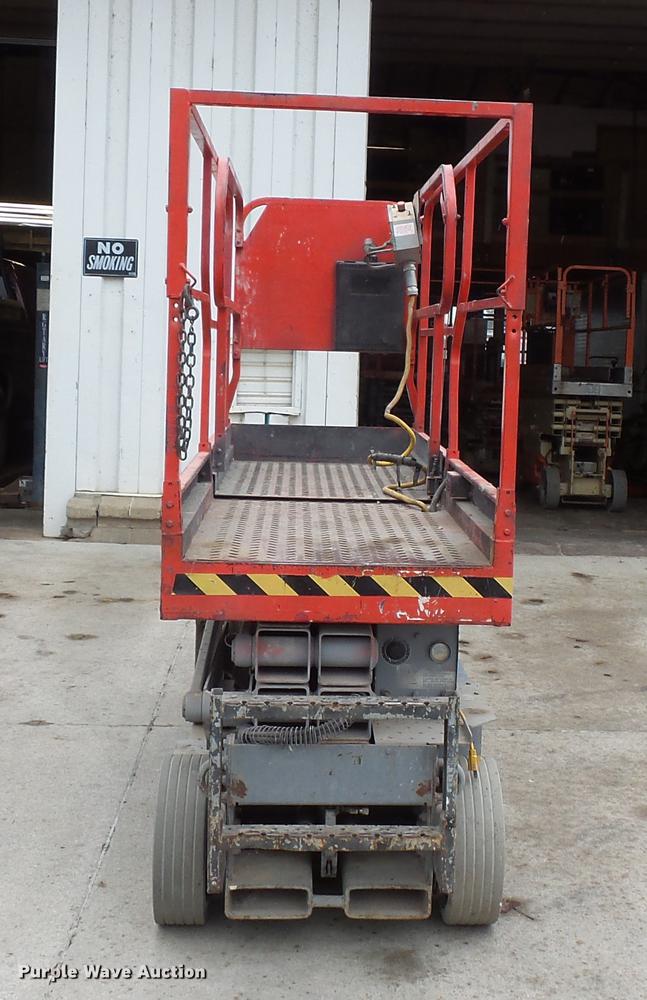 image for item FT9837 Mec 2033ES scissor lift
