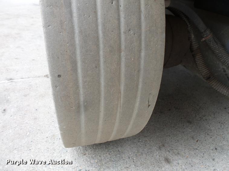 image for item FT9837 Mec 2033ES scissor lift