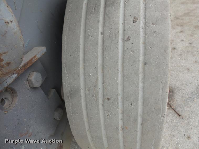 image for item FT9837 Mec 2033ES scissor lift