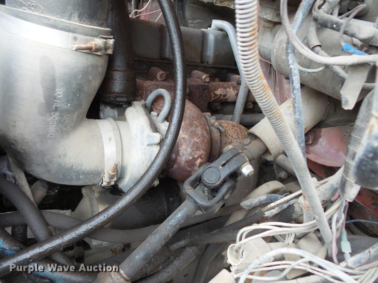 image for item FT9840 1988 Ford F700 dump truck