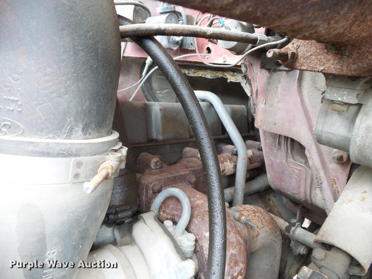 image for item FT9840 1988 Ford F700 dump truck