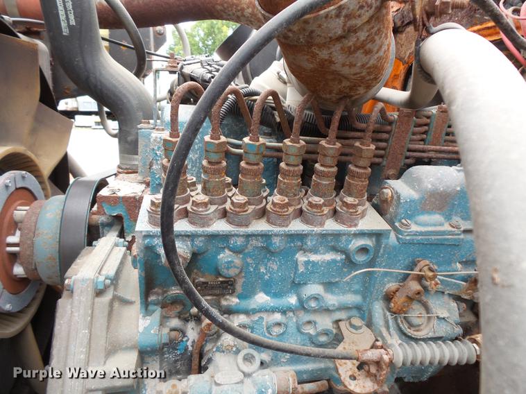 image for item FT9841 1997 International 4700 dump truck