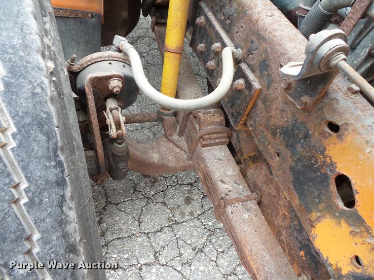 image for item FT9841 1997 International 4700 dump truck