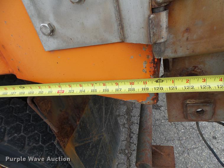 image for item FT9841 1997 International 4700 dump truck