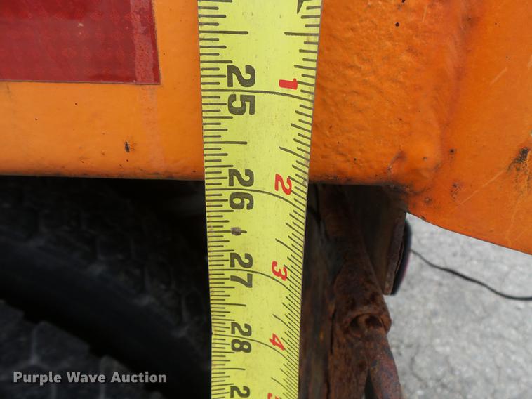 image for item FT9841 1997 International 4700 dump truck