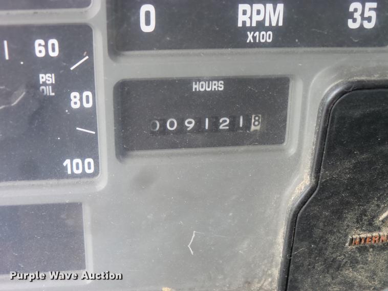 image for item FT9842 1995 International 4700 dump truck