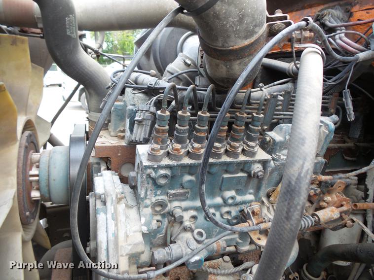 image for item FT9842 1995 International 4700 dump truck