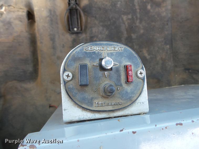 image for item FT9843 1994 Freightliner FL70 bucket truck