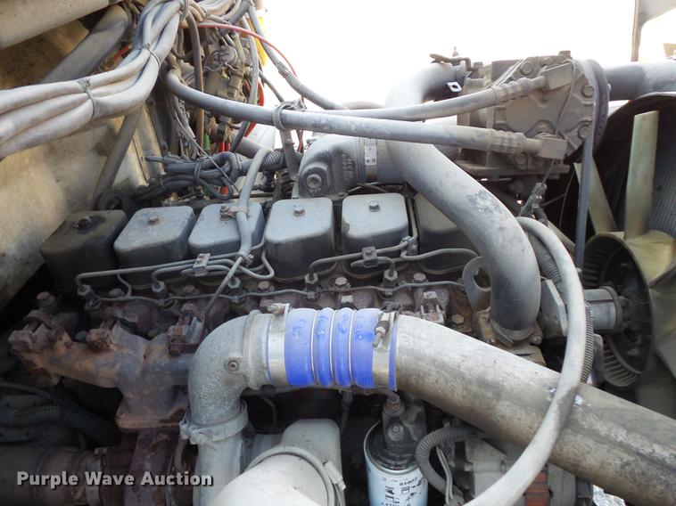 image for item FT9843 1994 Freightliner FL70 bucket truck