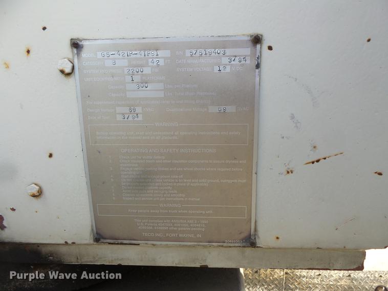 image for item FT9843 1994 Freightliner FL70 bucket truck