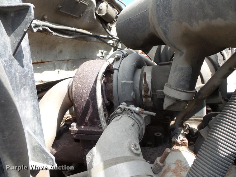 image for item FT9847 1994 Ford F800 digger derrick truck