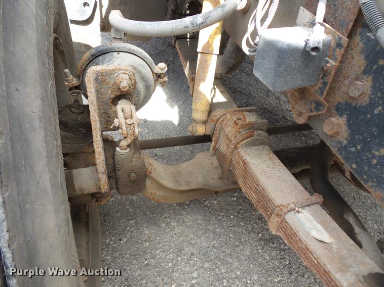 image for item FT9847 1994 Ford F800 digger derrick truck