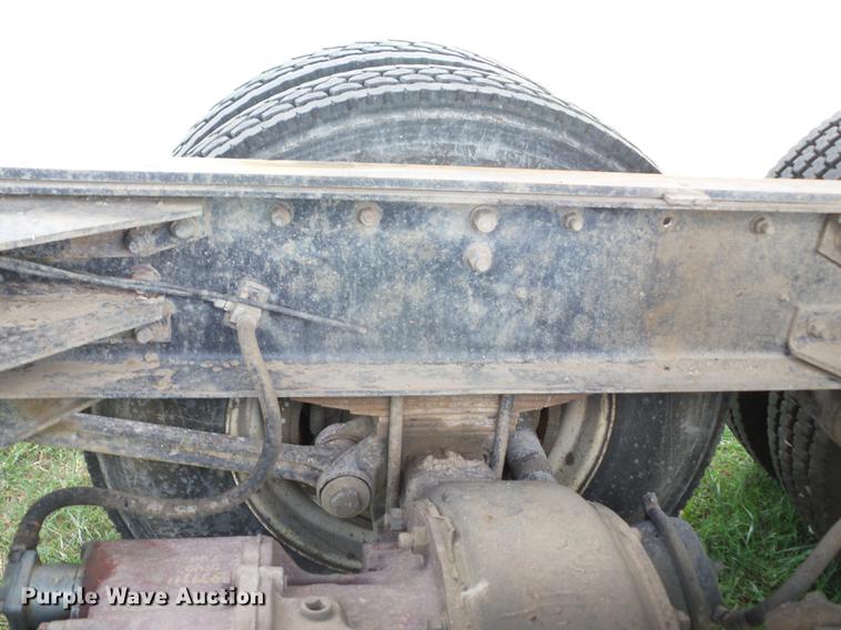 image for item K6250 1990 Kenworth T600 dump truck