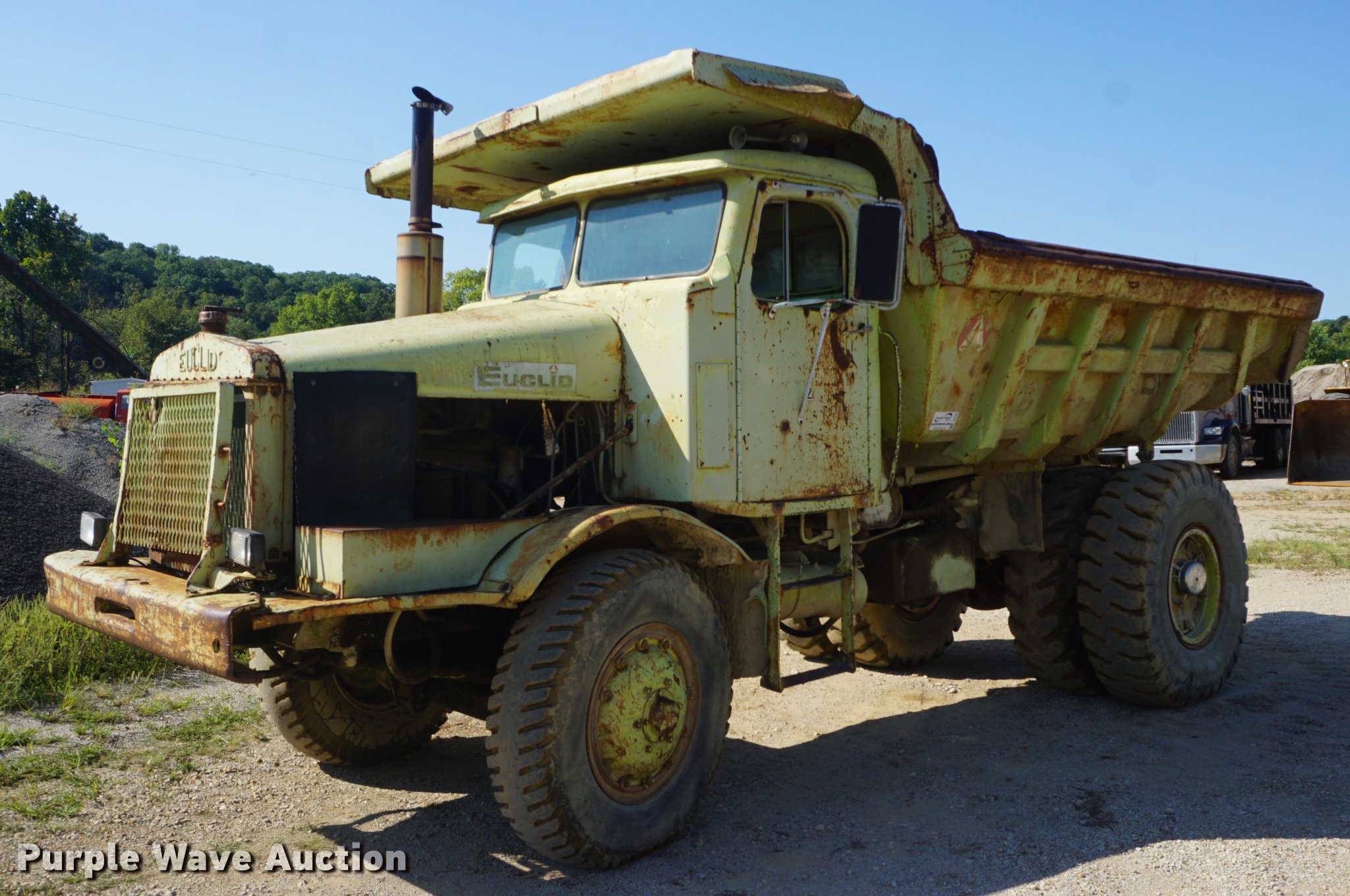 Euclid R15 haul truck in Atchison, KS Item DD6487 sold Purple Wave
