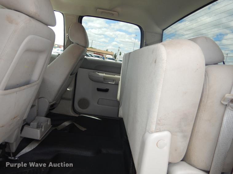 image for item DB8262 2012 Chevrolet Silverado 2500HD Crew Cab pickup truck