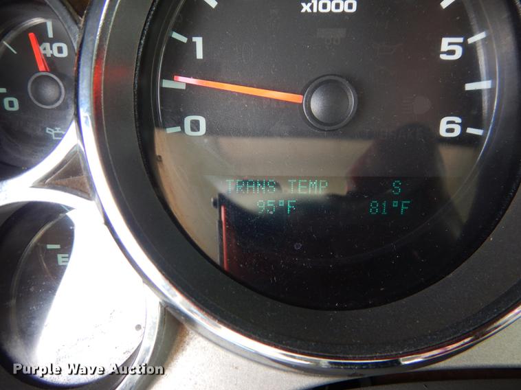 image for item DB8262 2012 Chevrolet Silverado 2500HD Crew Cab pickup truck