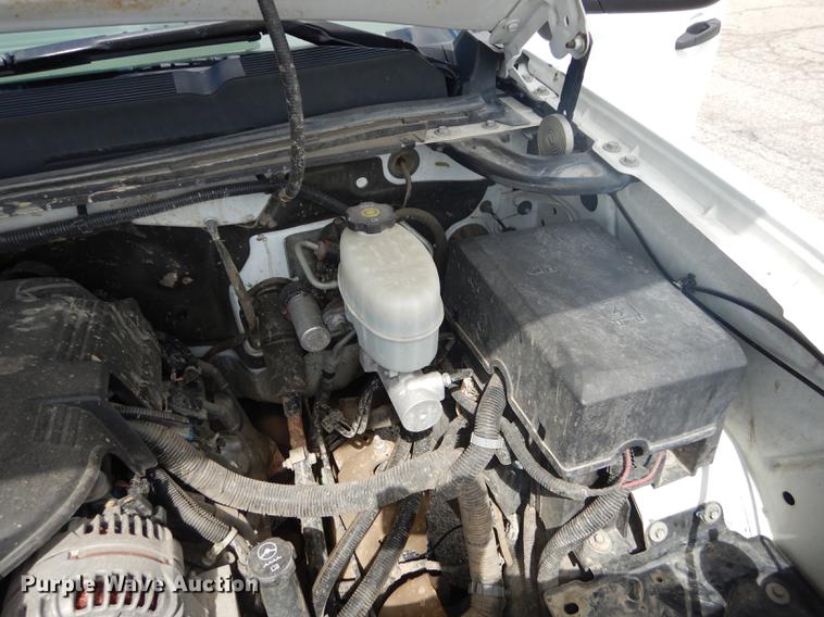 image for item DB8262 2012 Chevrolet Silverado 2500HD Crew Cab pickup truck