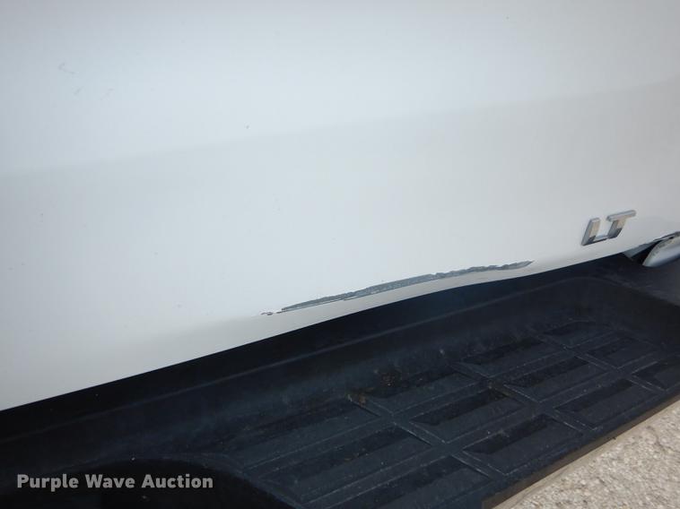 image for item DB8262 2012 Chevrolet Silverado 2500HD Crew Cab pickup truck