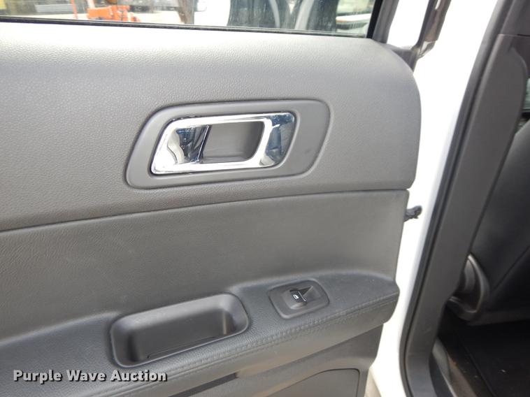 image for item DB8264 2013 Ford Explorer Police Interceptor SUV