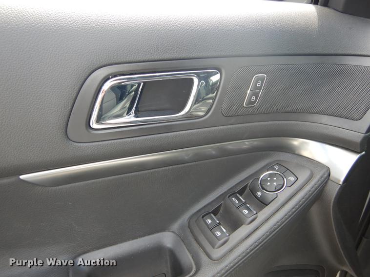 image for item DB8264 2013 Ford Explorer Police Interceptor SUV