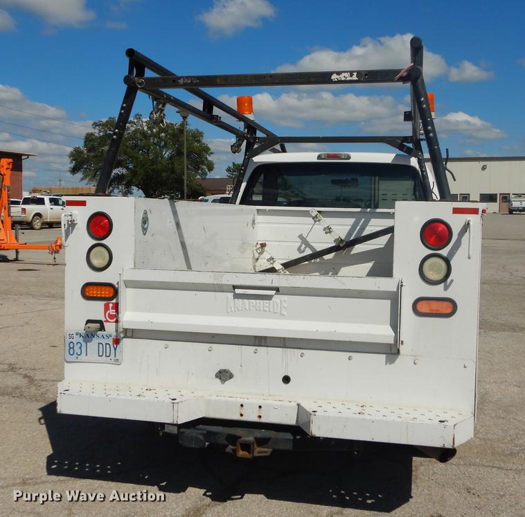 image for item DB8299 2011 Ford F250 Super Duty utility bed pickup truck