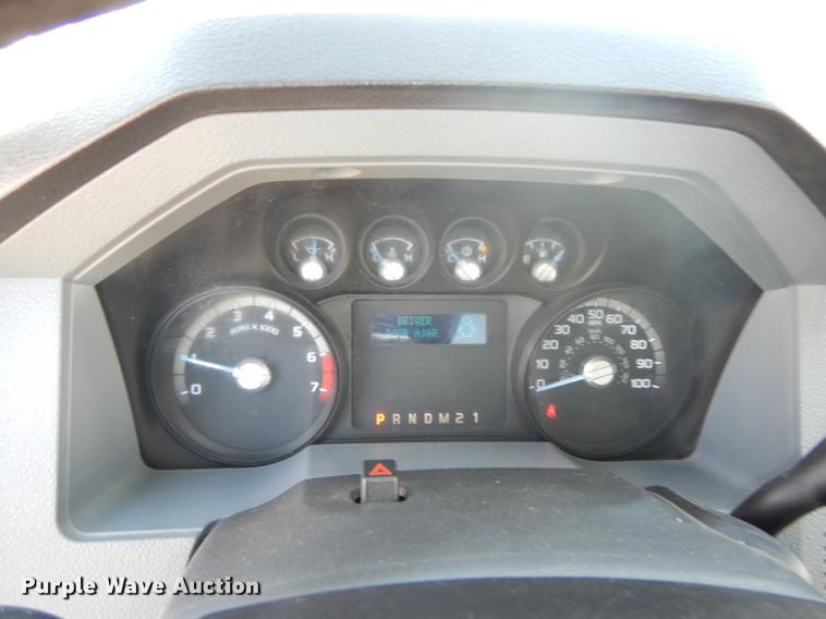 image for item DB8299 2011 Ford F250 Super Duty utility bed pickup truck