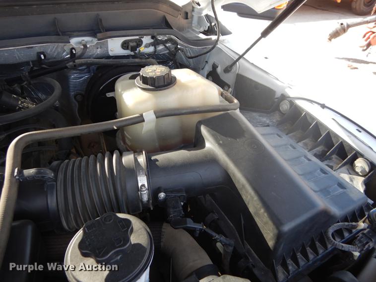 image for item DB8299 2011 Ford F250 Super Duty utility bed pickup truck