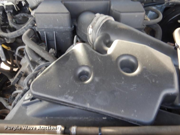 image for item DB8299 2011 Ford F250 Super Duty utility bed pickup truck