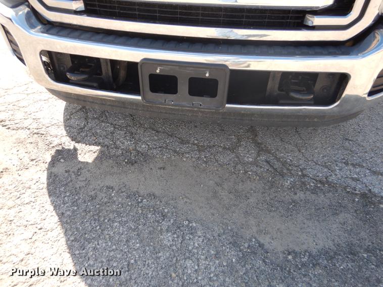 image for item DB8299 2011 Ford F250 Super Duty utility bed pickup truck