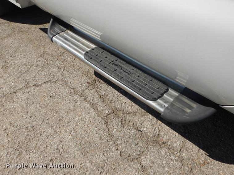 image for item DB8299 2011 Ford F250 Super Duty utility bed pickup truck