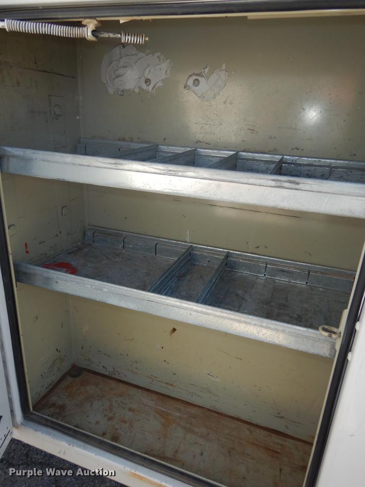 image for item DB8299 2011 Ford F250 Super Duty utility bed pickup truck