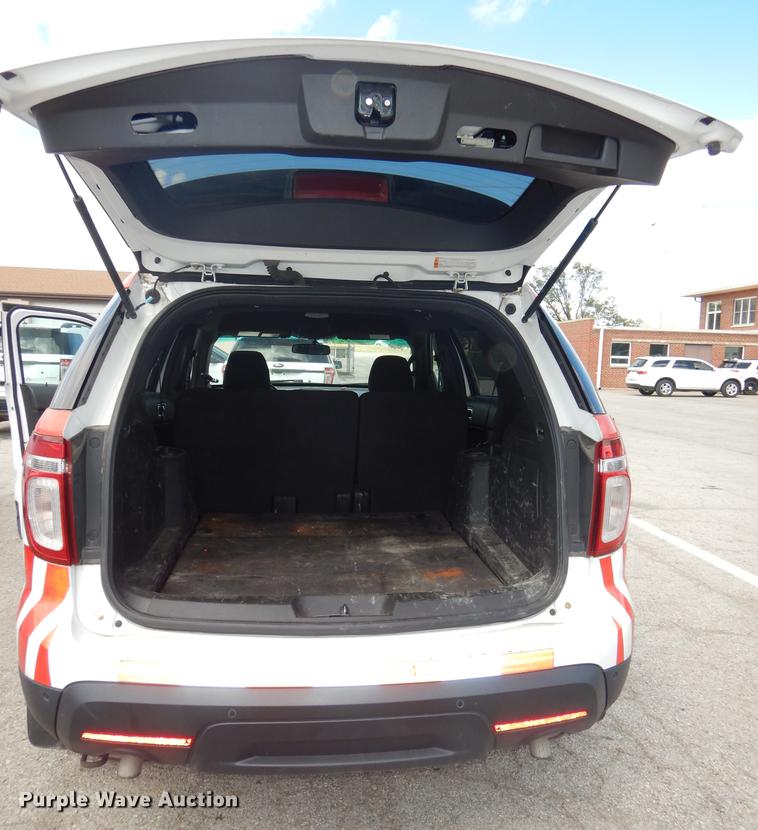 image for item DB8301 2013 Ford Explorer Police Interceptor SUV