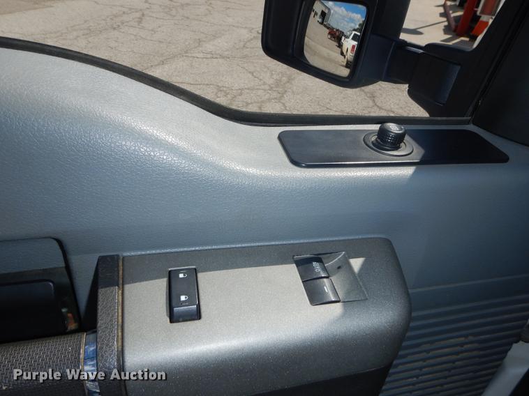 image for item DB8302 2012 Ford F250 Super Duty utility bed pickup truck